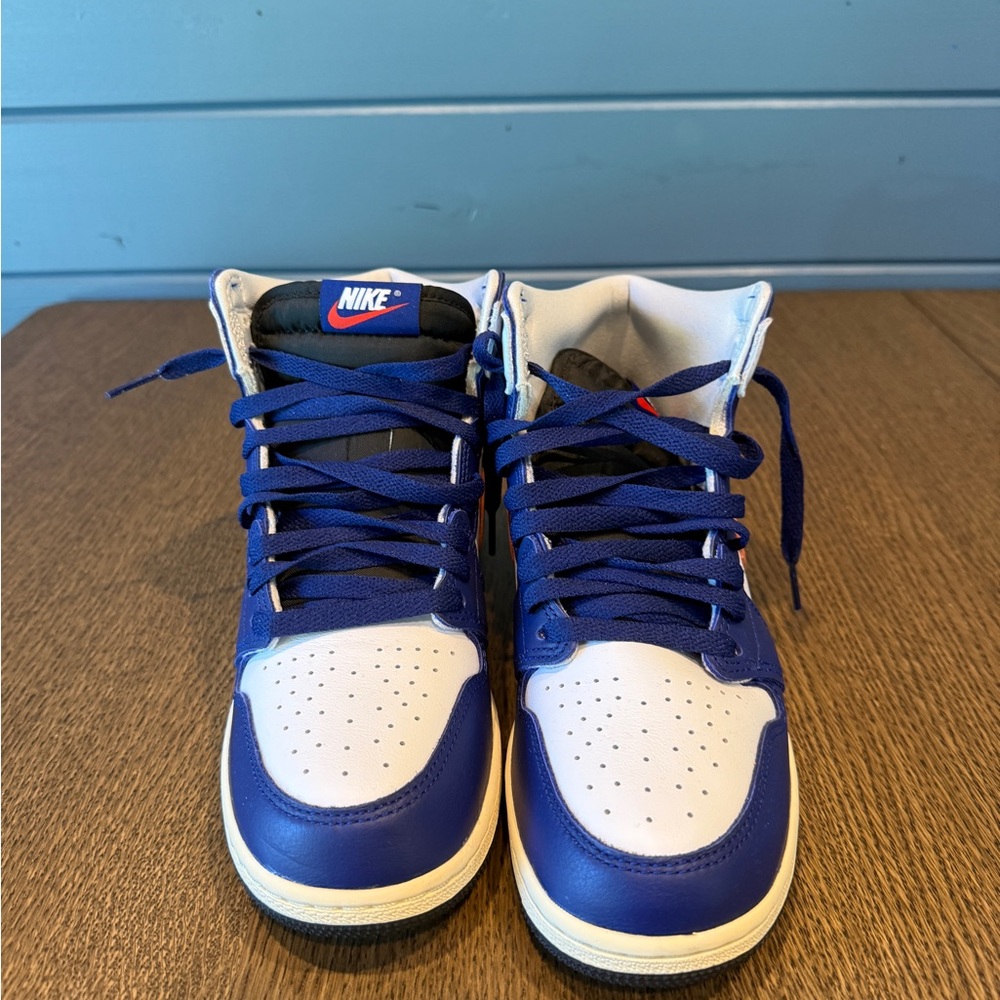 Jordan 1 high youth 6.5 women’s 8 - Picture 2 of 5